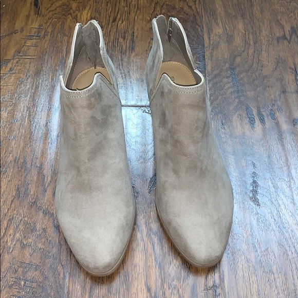 Express Booties - Picture 2 of 4